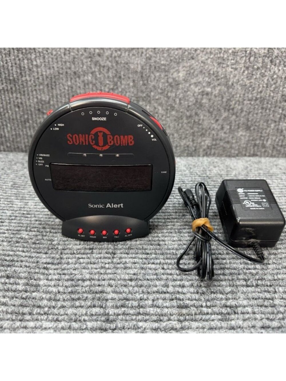 Sonic Bomb Loud Alarm Clock For Heavy Sleepers Dimmer No Bed Shaker - TESTED -